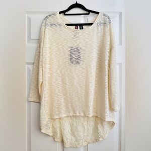🥂 Cream Lace Back Women's Top, Size XL - NWT